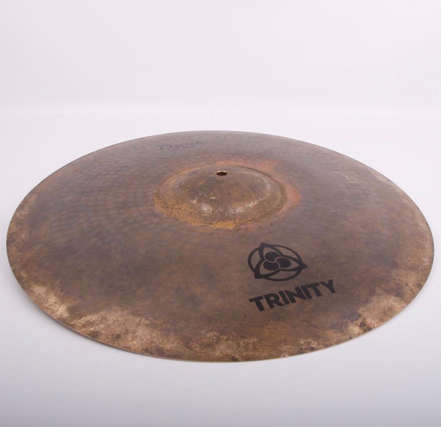 18" Trinity Dark Crash